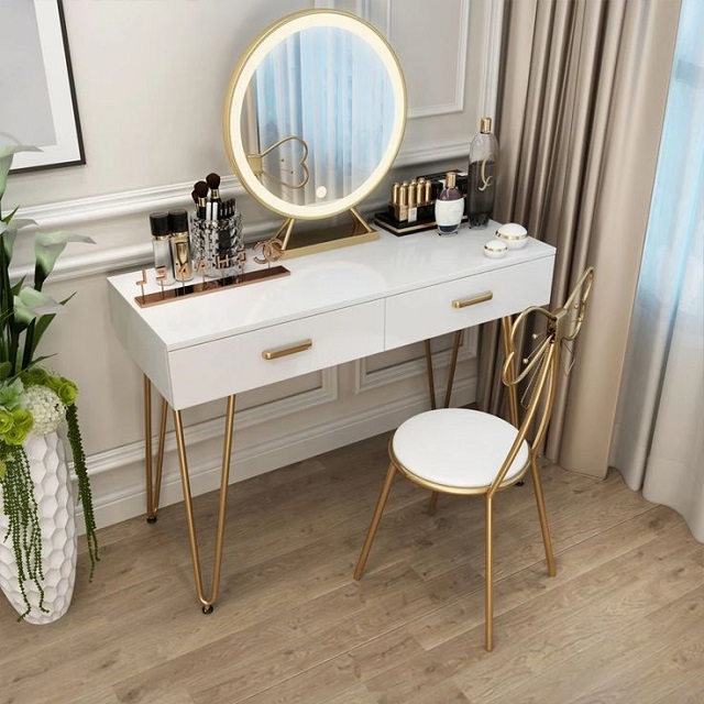 Bí kíp lựa chọn đèn bàn trang điểm phù hợp không gian