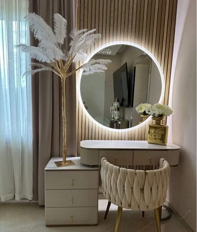 Bí kíp lựa chọn đèn bàn trang điểm phù hợp không gian