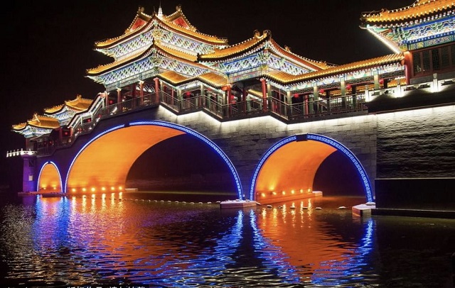 Giải pháp thiết kế chiếu sáng cảnh quan sân vườn nghệ thuật