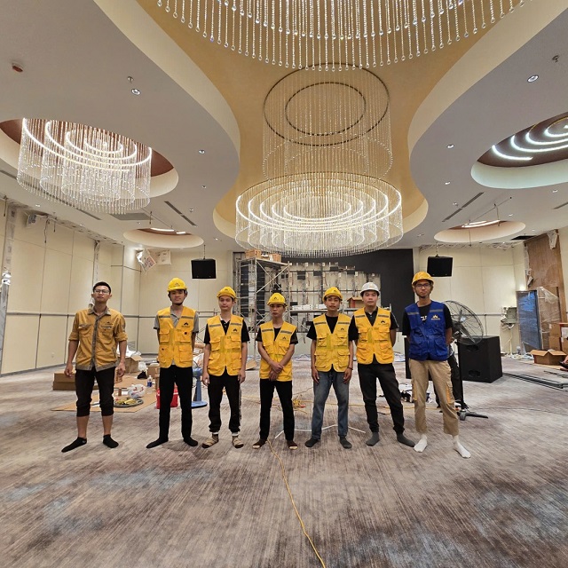 Giải pháp thiết kế chiếu sáng phòng khách hiện đại, thông minh