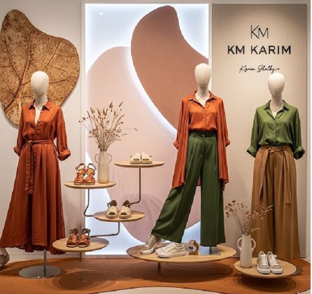 Đèn shop quần áo – Chọn đúng để bán hàng hiệu quả hơn