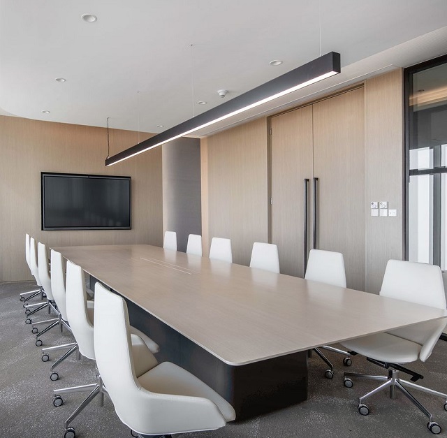 Đèn thả văn phòng – Chiếu sáng hiện đại cho không gian làm việc 