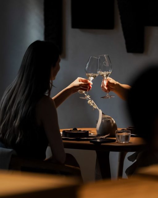 KỊCH BẢN CHIẾU SÁNG BỮA TỐI LÃNG MẠN – ÁNH SÁNG NÂNG TẦM TRẢI NGHIỆM VÀ CẢM XÚC